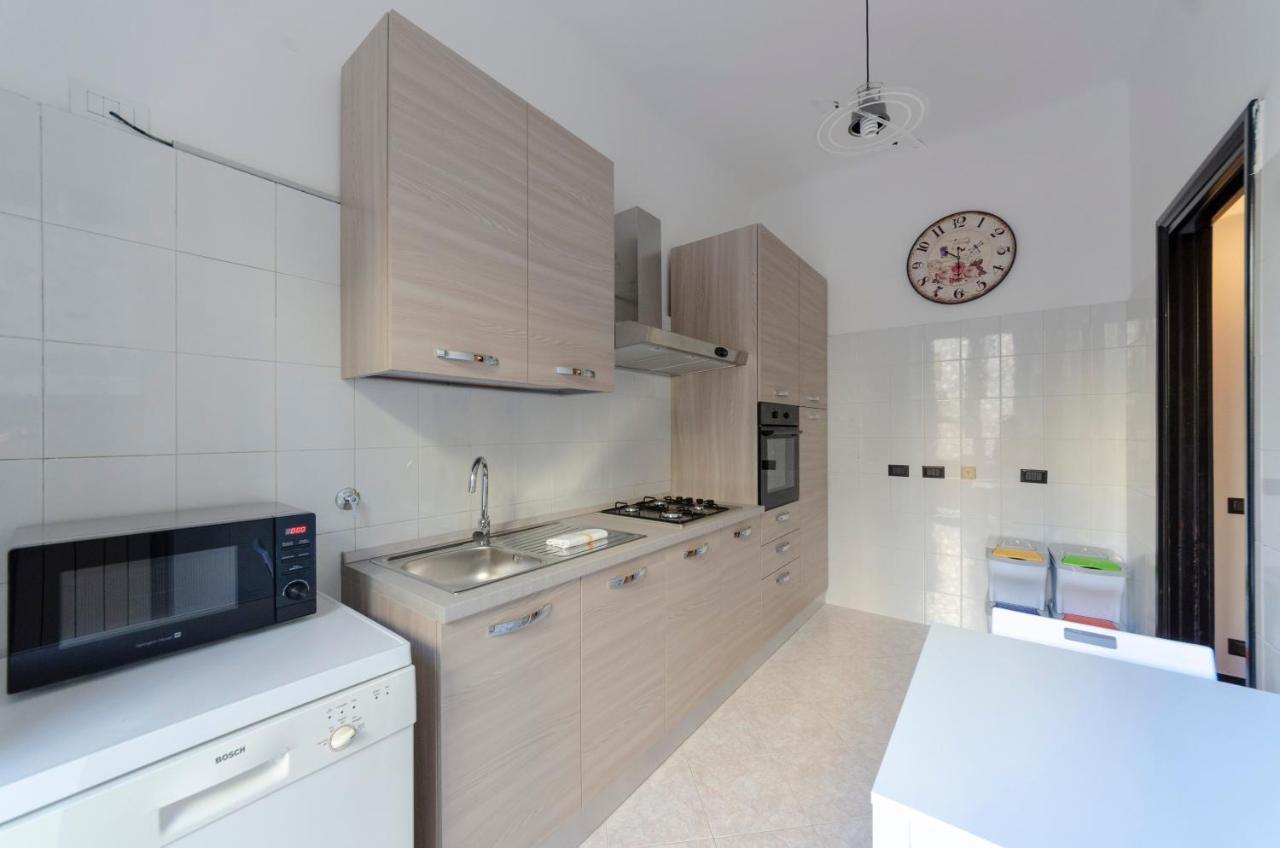 Apartmán Altido Modern Flat For 6 In The Heart Of Genova Foce Exteriér fotografie