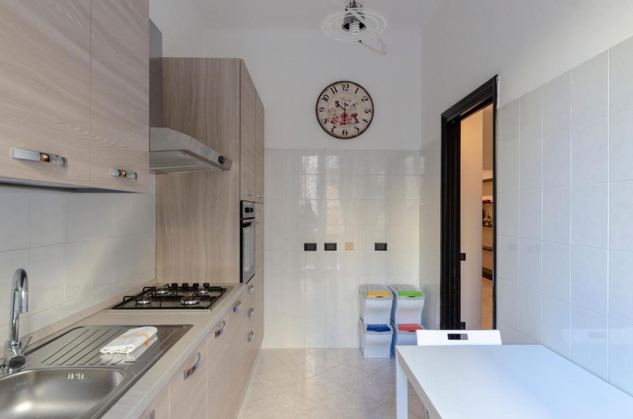 Apartmán Altido Modern Flat For 6 In The Heart Of Genova Foce Exteriér fotografie