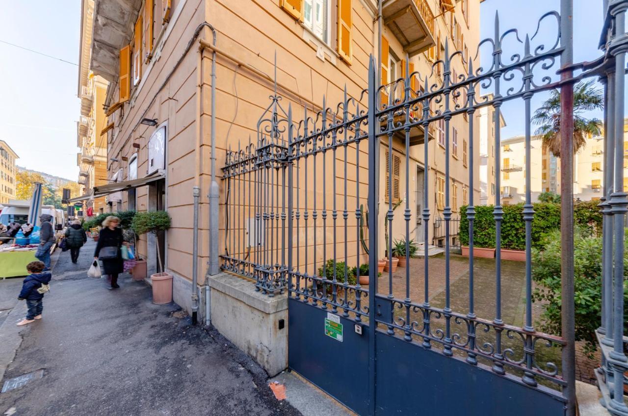 Apartmán Altido Modern Flat For 6 In The Heart Of Genova Foce Exteriér fotografie